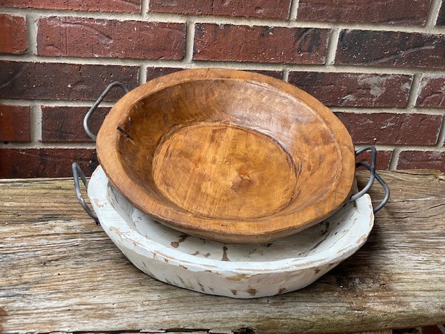 Large Round Bowl with Handles - Click Image to Close